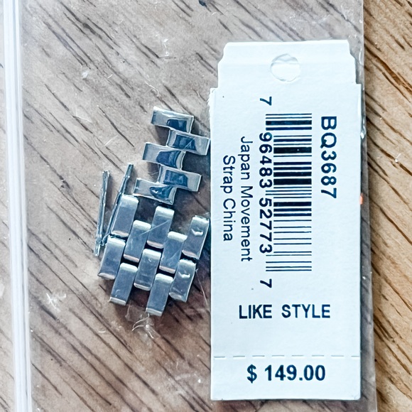 Multifunction Fossil Watch - Picture 3 of 4